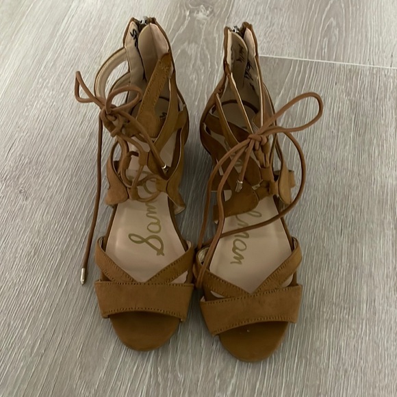 Never worn Sam Edelman sandals with heel - Picture 9 of 9